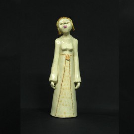 Menina com Vestido de Flores